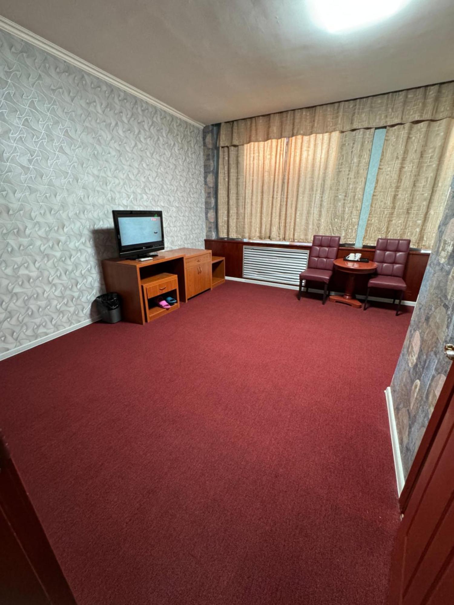 Zolotoi Drakon Hotel Almaty Bagian luar foto