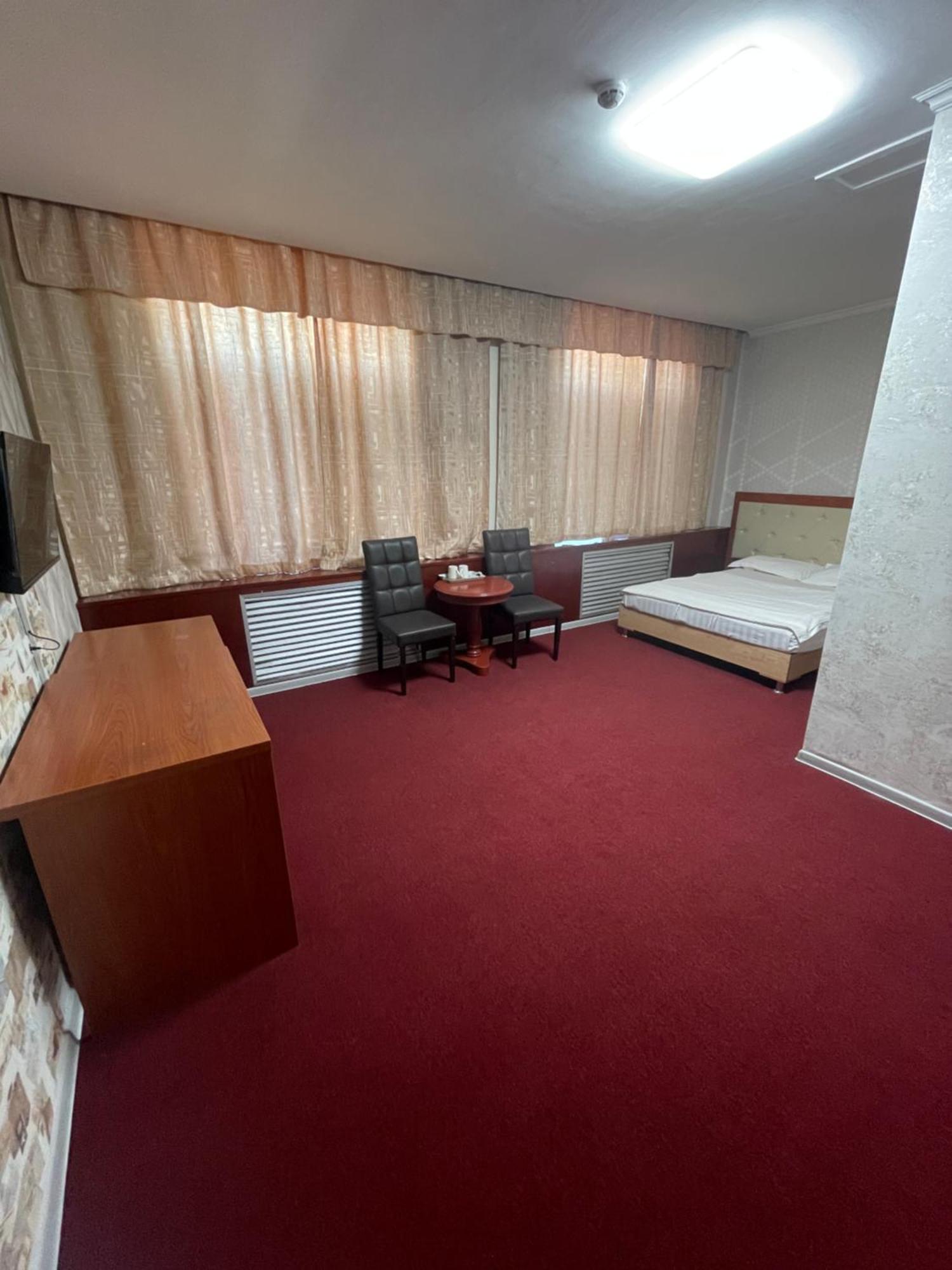 Zolotoi Drakon Hotel Almaty Bagian luar foto