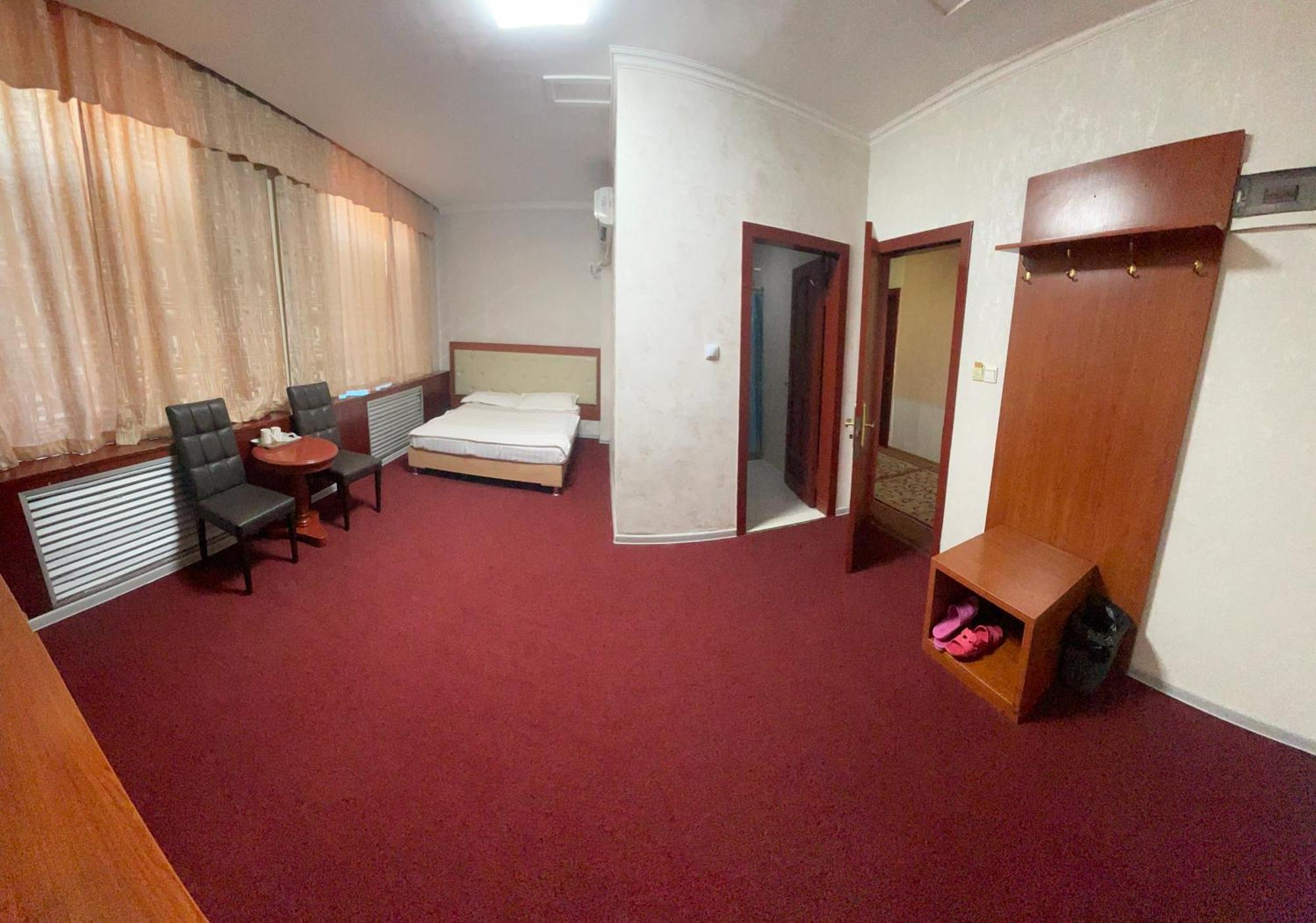 Zolotoi Drakon Hotel Almaty Bagian luar foto
