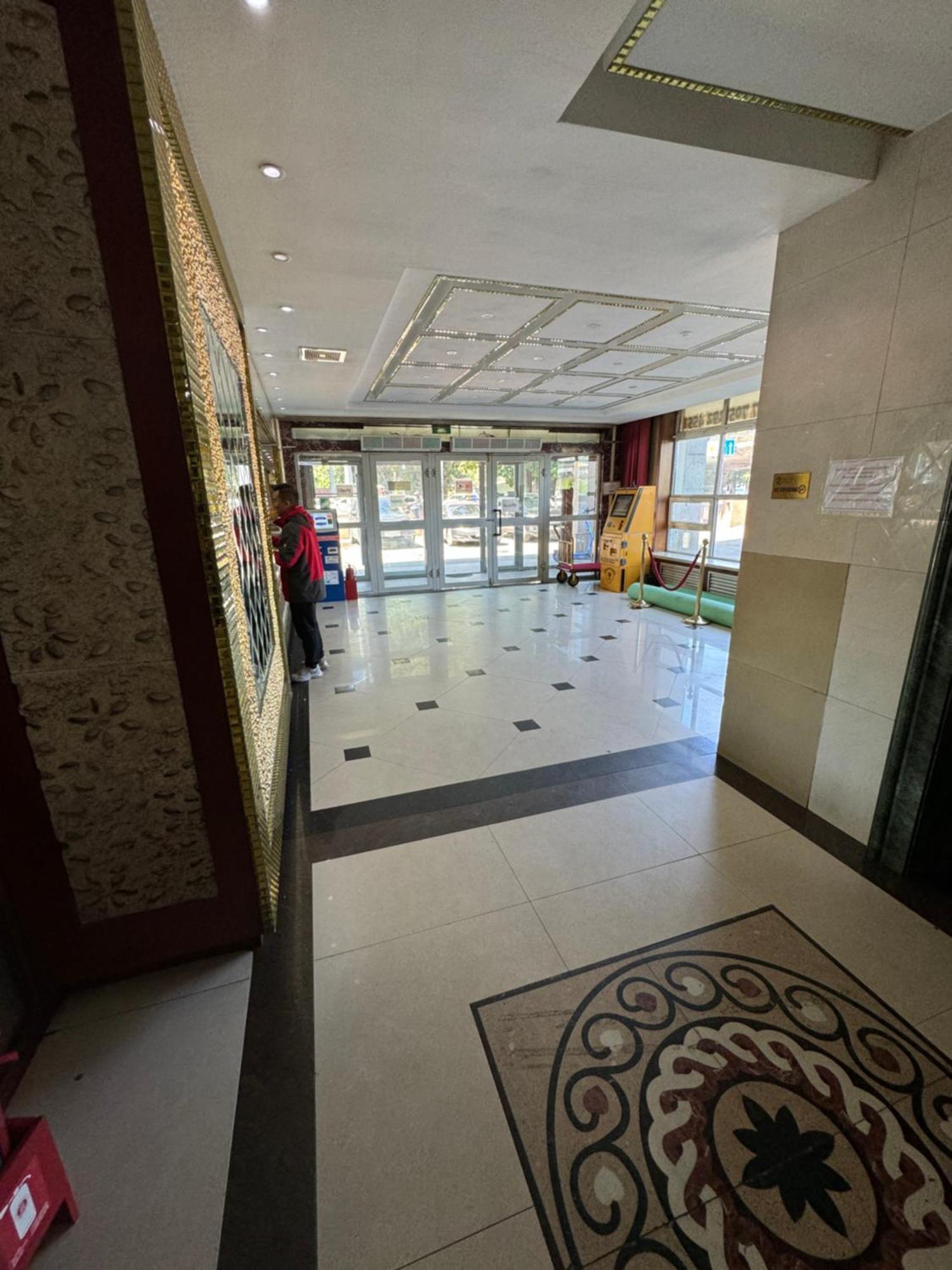 Zolotoi Drakon Hotel Almaty Bagian luar foto